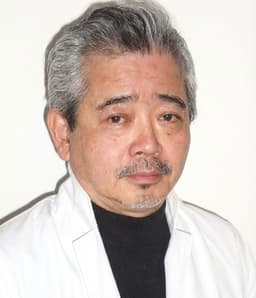 院長 松岡俊夫